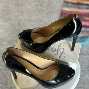 New Michael Kors Black Patent Pumps